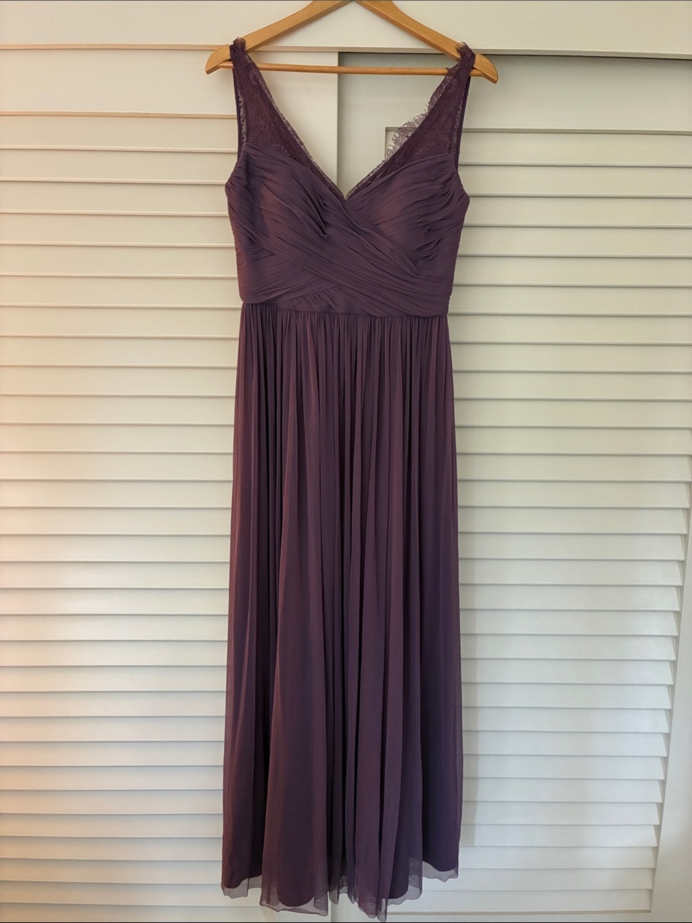 Elegant Plum V-Neck Maxi Dress with Lace Shoulder Straps
